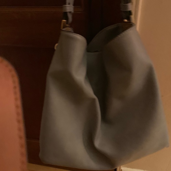 👜 - Picture 2 of 2